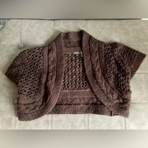 Women’s half shaul. Brown, small, Vanity, great condition.